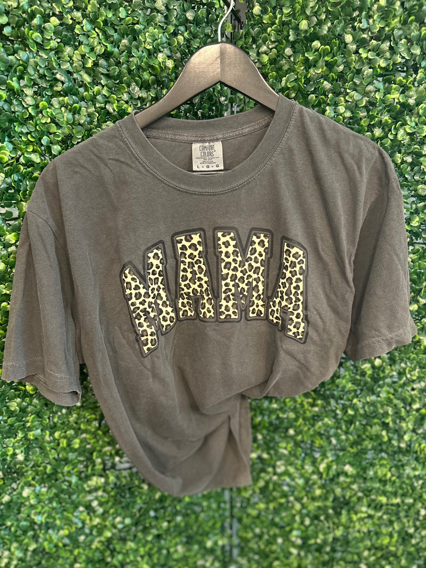 "The Viral MaMa" Leopard Tee